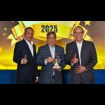 CEO CAR Life Insurance Raih Penghargaan Bergengsi di Ajang Infobank Top 100 CEO 2025